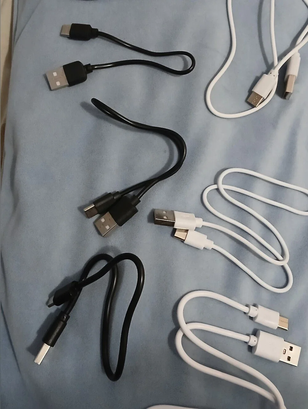 Cable Bundle. Multiple Small Ones And 1 Large 16ft One. Like New